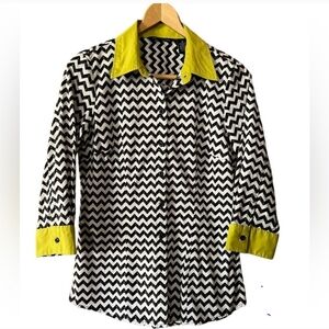 Zac & Rachel Black & White Chevron Pattern Button Down Top 3/4 Sleeves